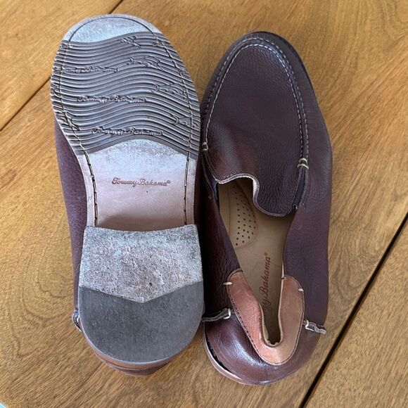 Tommy Bahama “Faxon” loafers